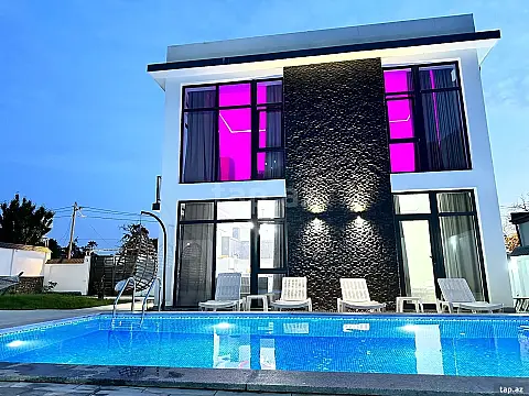 Satılır 4 otaqlı həyət evi