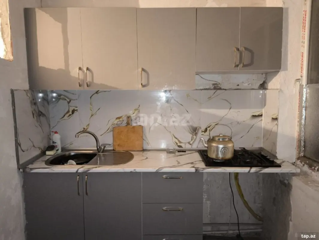 Kirayə verilir 2 otaqlı mənzil 100 m²