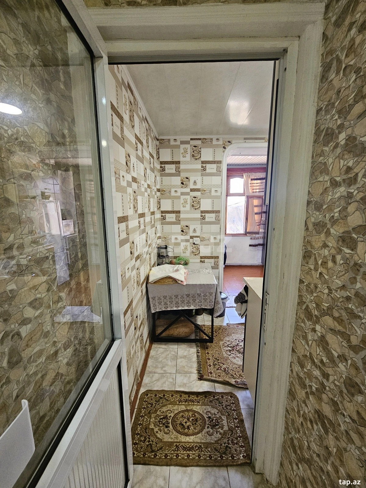 Satılır 2 otaqlı mənzil 46 m²