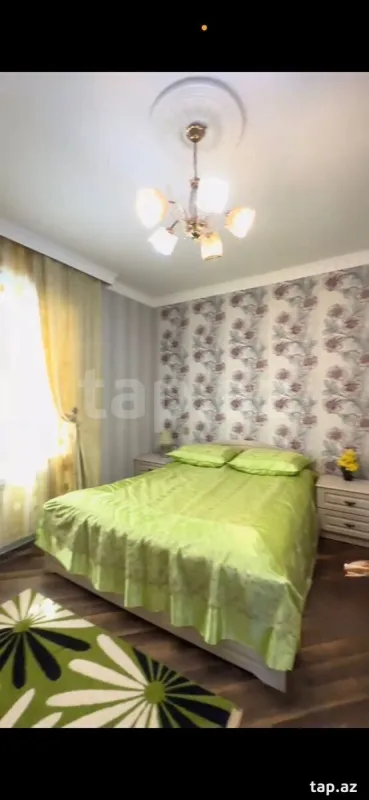 Satılır 4 otaqlı həyət evi