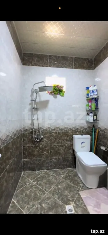 Satılır 4 otaqlı həyət evi