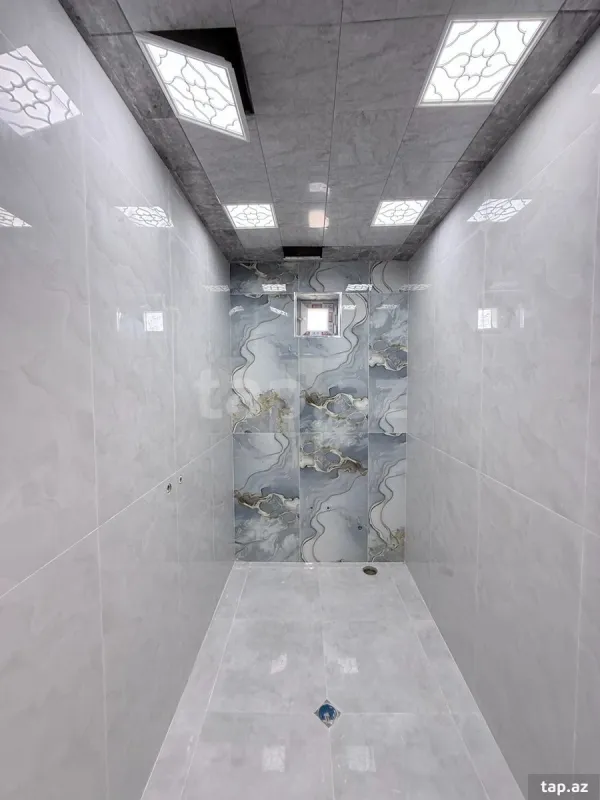 Satılır 4 otaqlı həyət evi