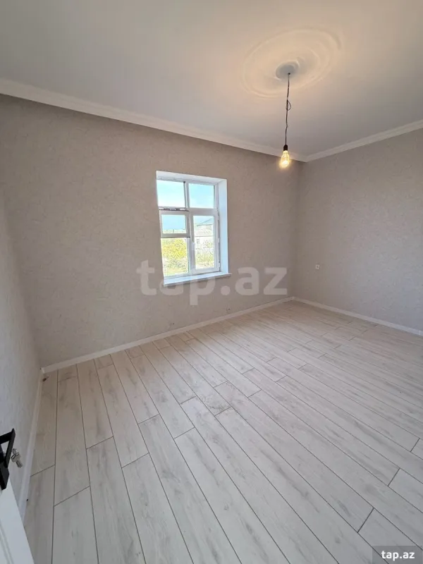 Satılır 4 otaqlı həyət evi