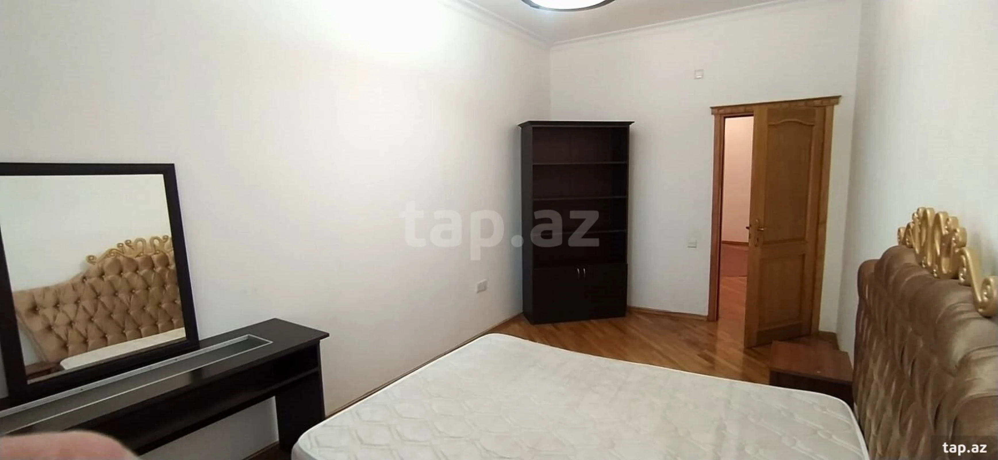Kirayə verilir 4 otaqlı yeni tikili 220 m²