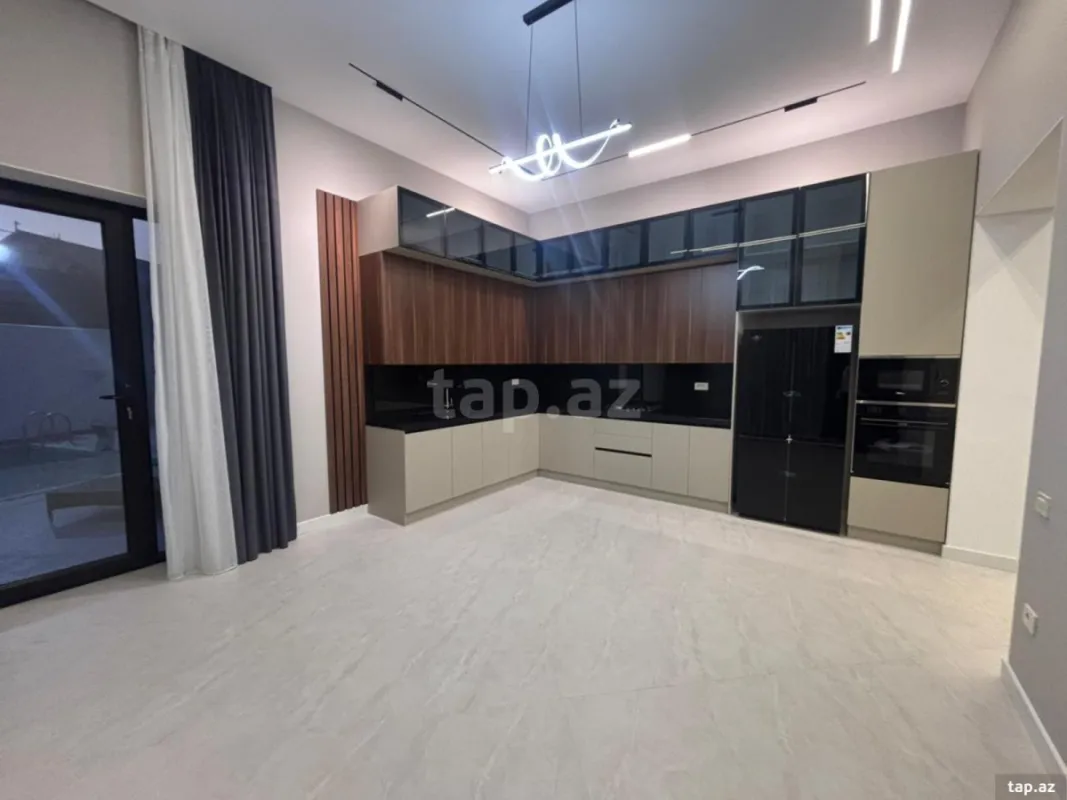 Satılır 5 otaqlı həyət evi