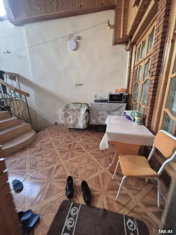 Satılır 3 otaqlı həyət evi 100 m²