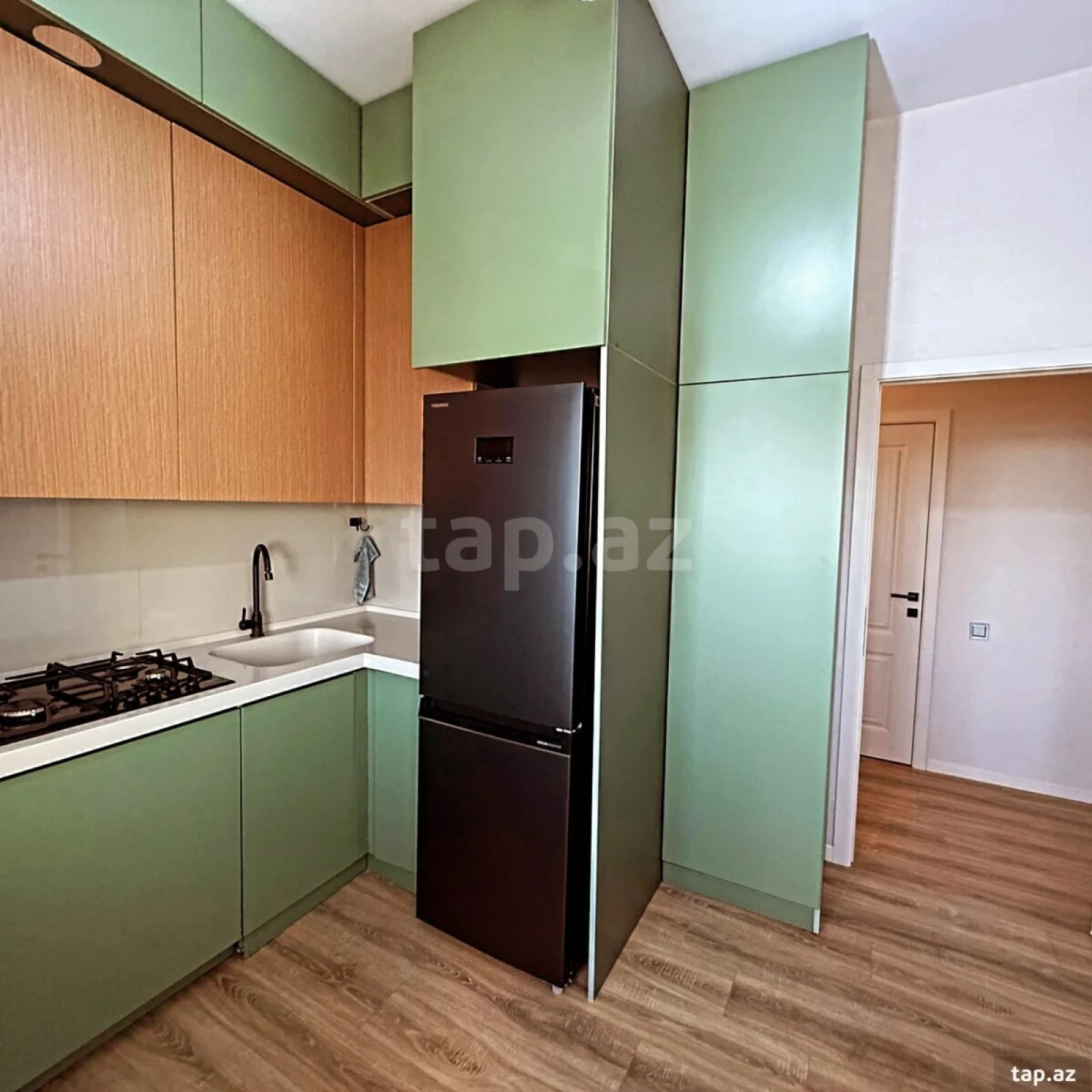 Satılır 2 otaqlı yeni tikili 70 m²