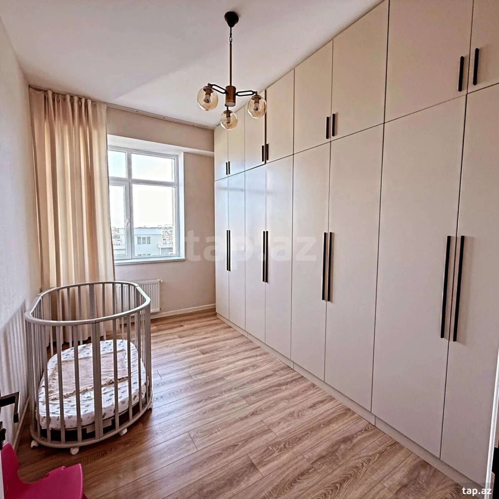 Satılır 2 otaqlı yeni tikili 70 m²