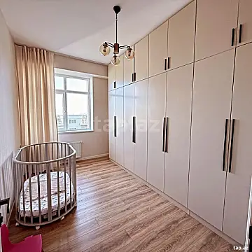 Satılır 2 otaqlı yeni tikili 70 m²