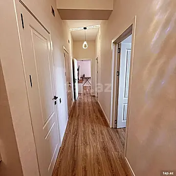 Satılır 2 otaqlı yeni tikili 70 m²