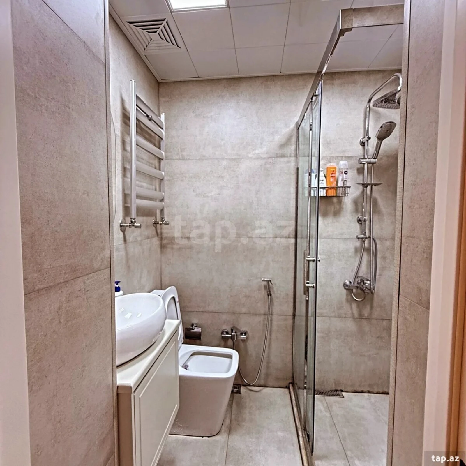 Satılır 2 otaqlı yeni tikili 70 m²