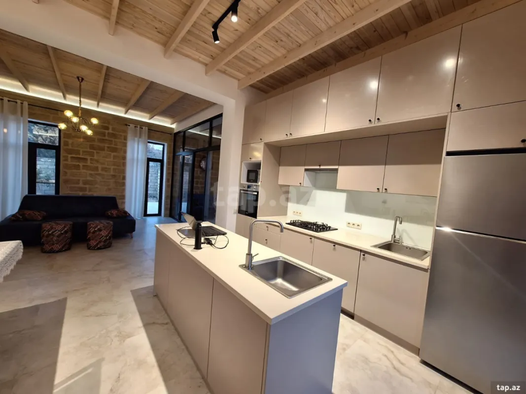 Kirayə verilir 4 otaqlı həyət evi 150 m²