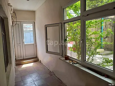 Satılır 4 otaqlı həyət evi