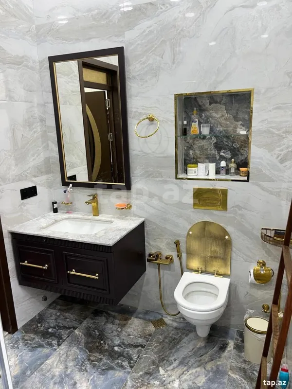 Kirayə verilir 2 otaqlı mənzil 65 m²