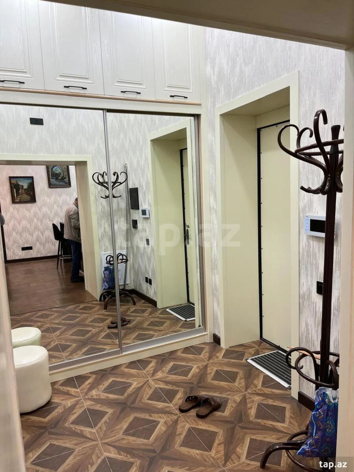 Kirayə verilir 2 otaqlı mənzil 65 m²