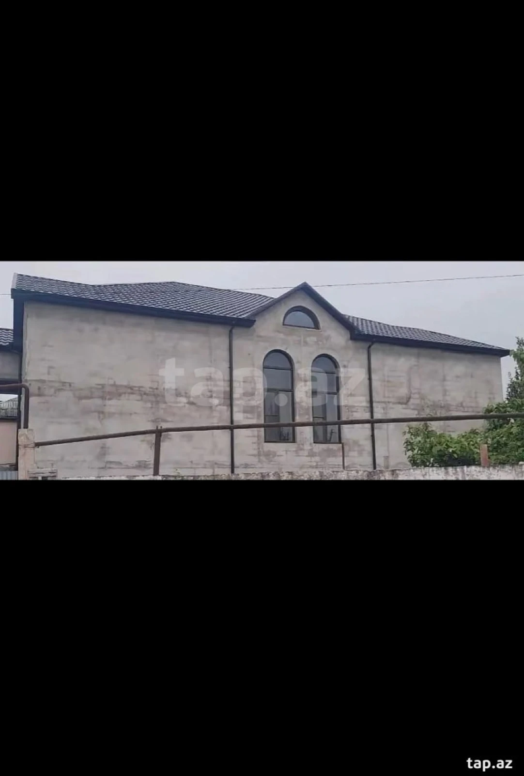 Satılır 6 otaqlı həyət evi