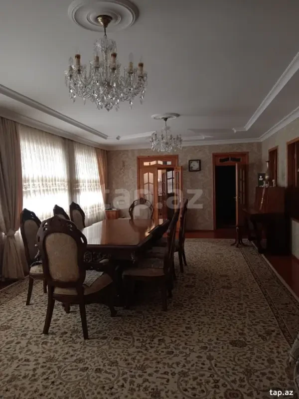 Kirayə verilir 4 otaqlı həyət evi 200 m²