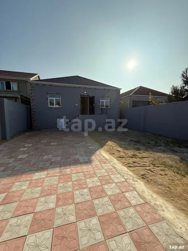 Satılır 3 otaqlı həyət evi