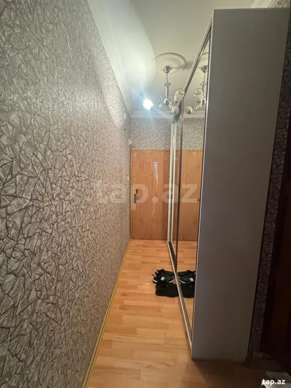 Satılır 2 otaqlı mənzil 39 m²