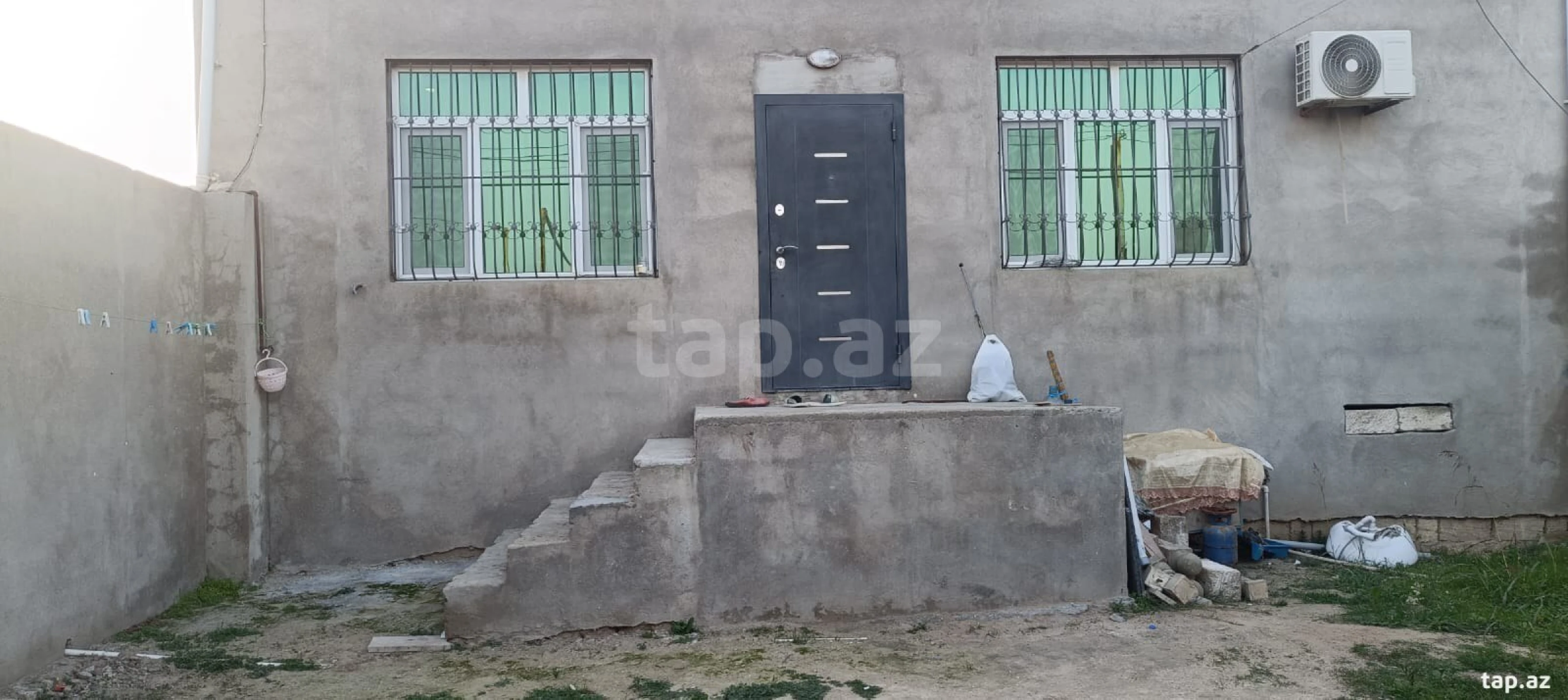 Satılır 3 otaqlı həyət evi