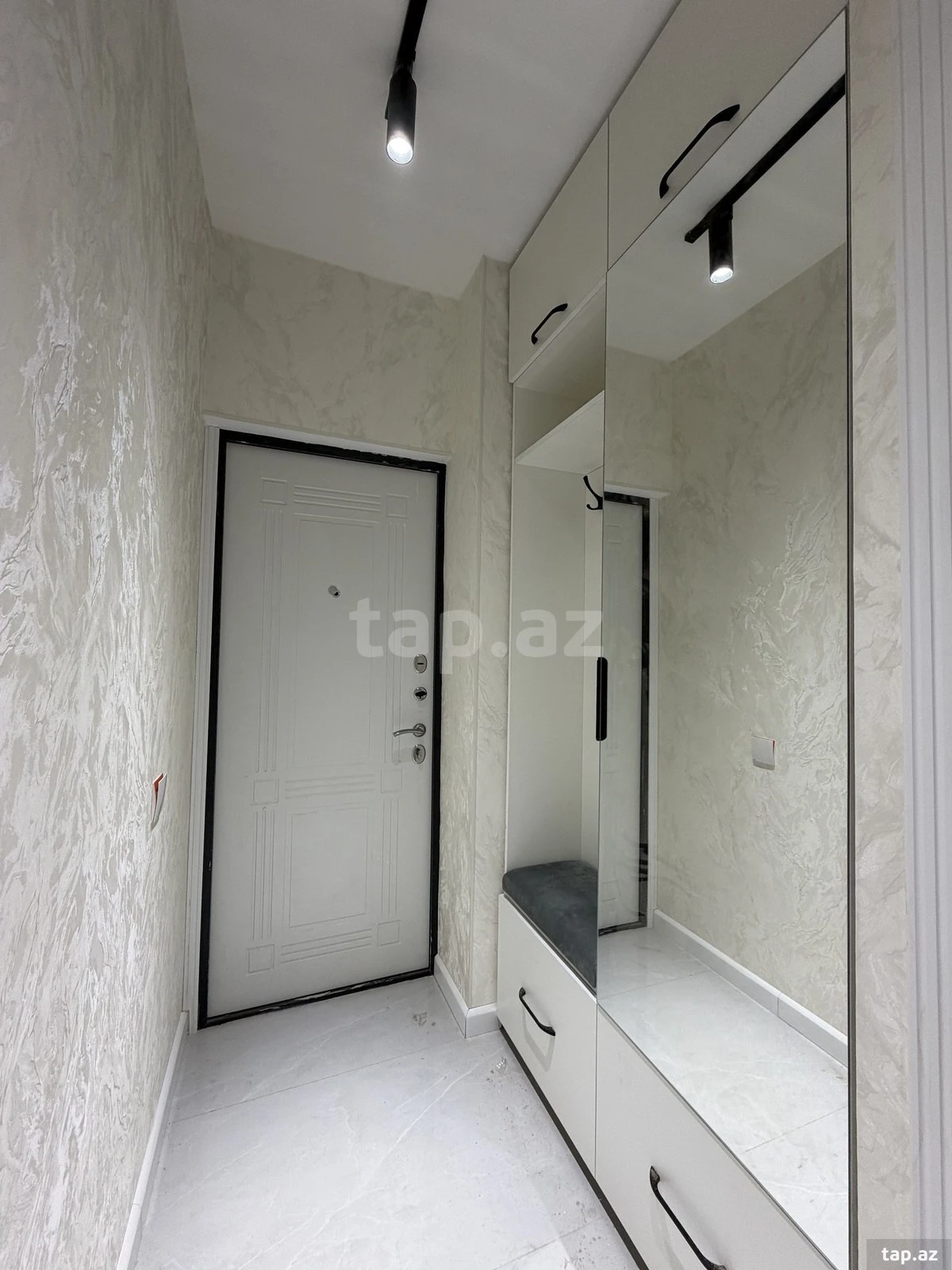 Satılır 2 otaqlı mənzil 36 m²