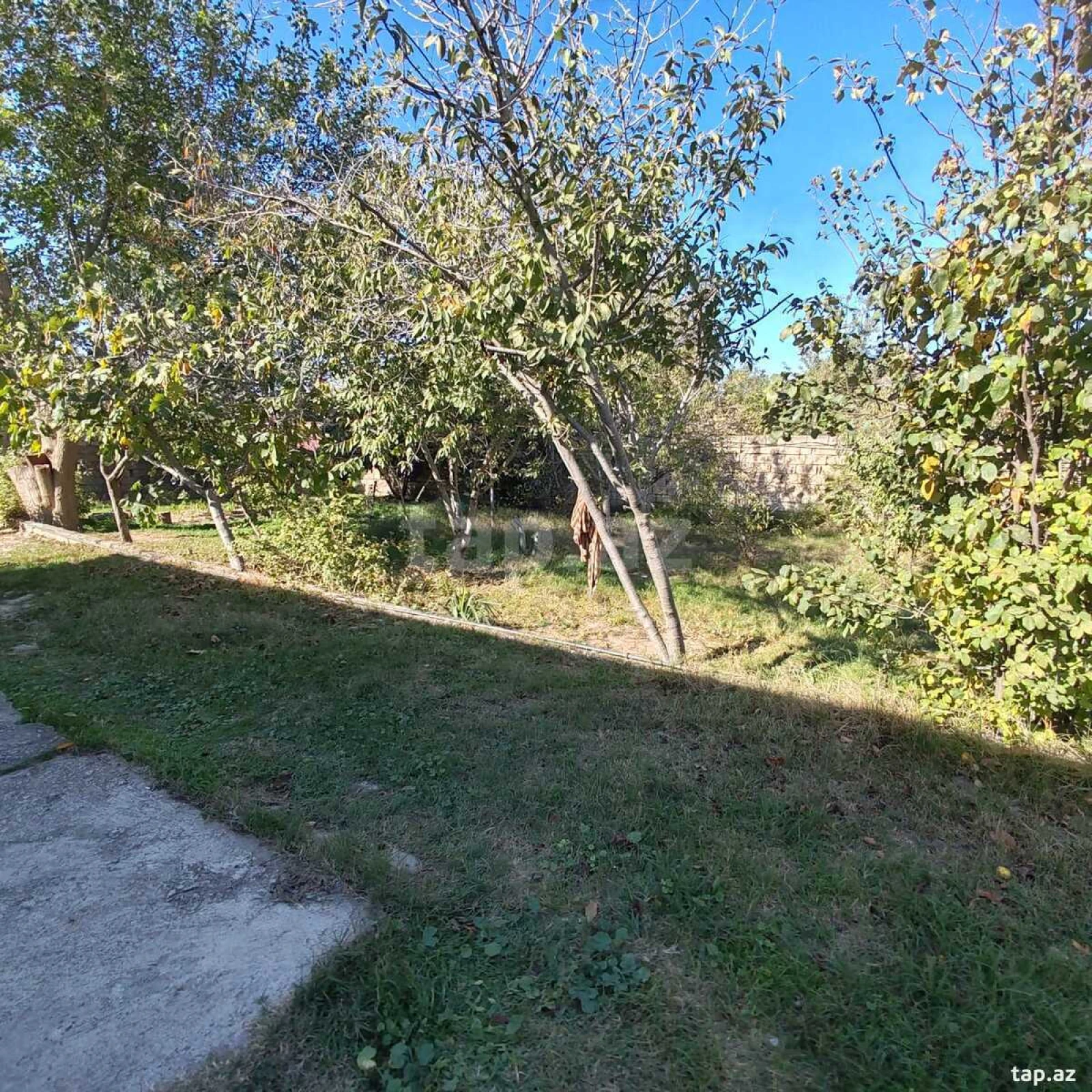 Satılır 4 otaqlı həyət evi