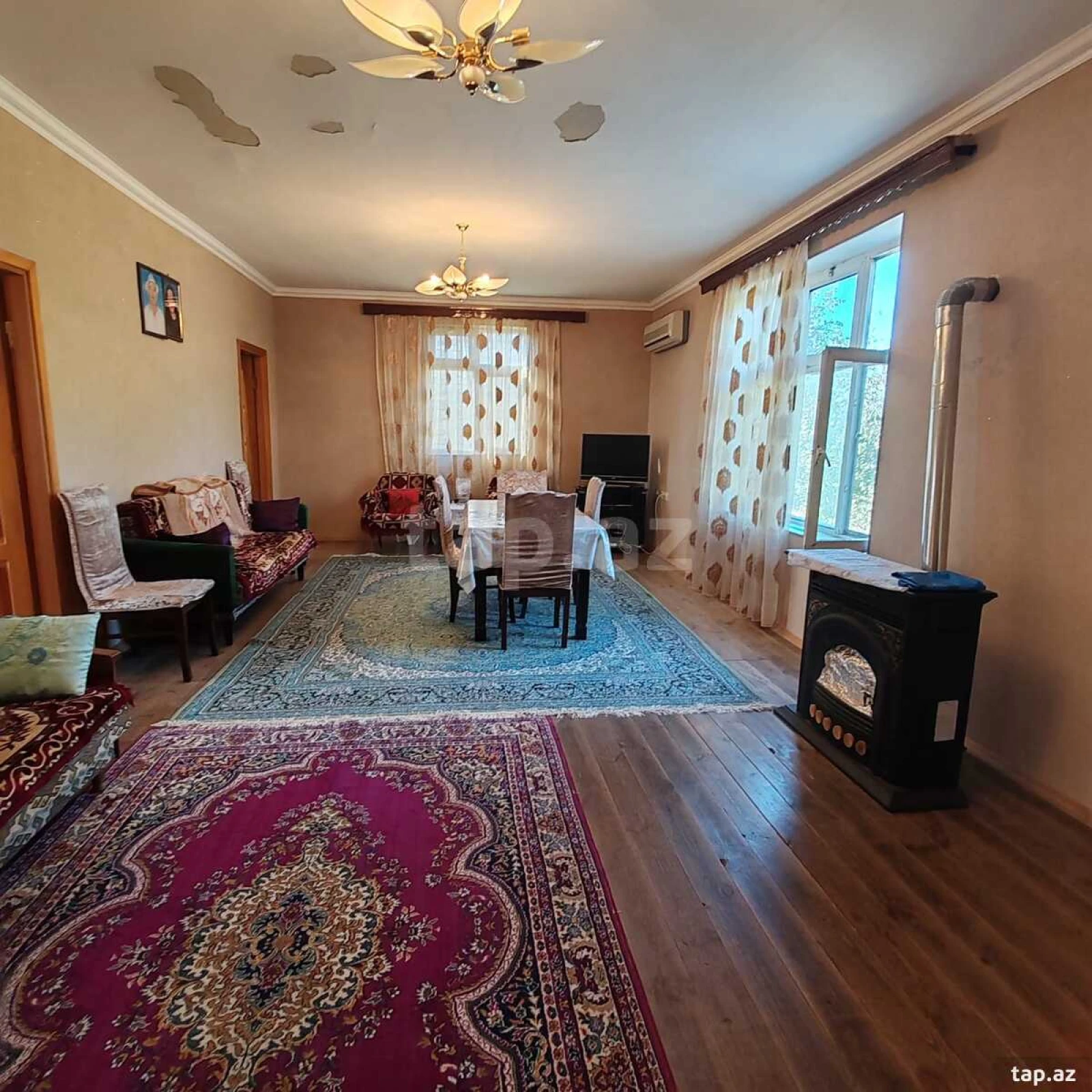 Satılır 4 otaqlı həyət evi