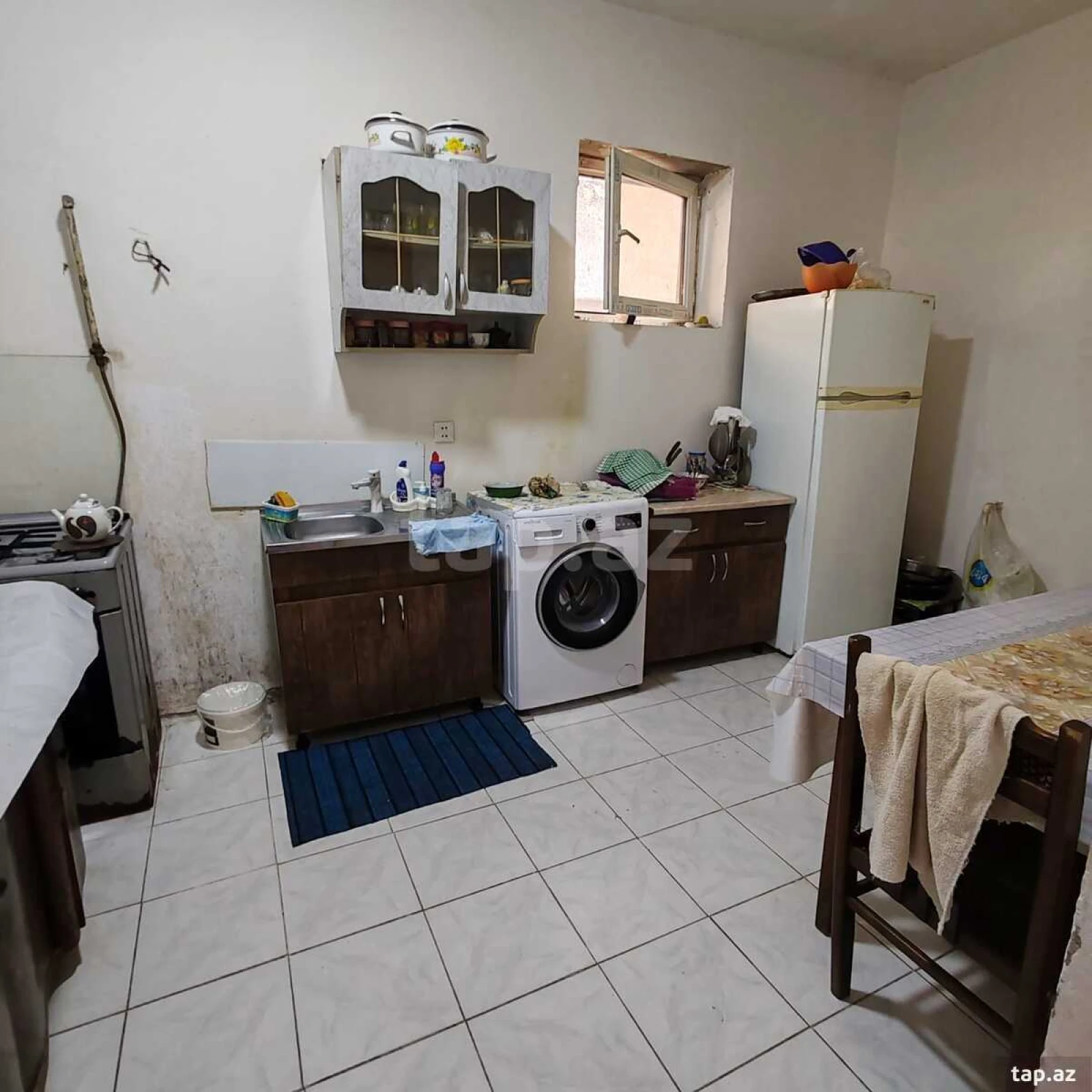 Satılır 4 otaqlı həyət evi