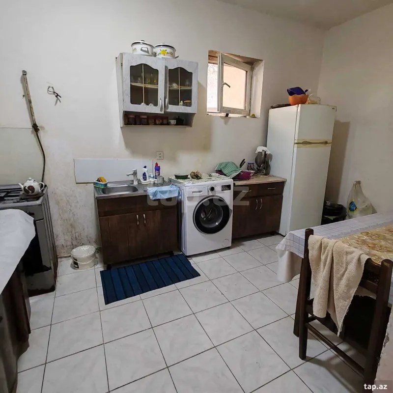 Satılır 4 otaqlı həyət evi