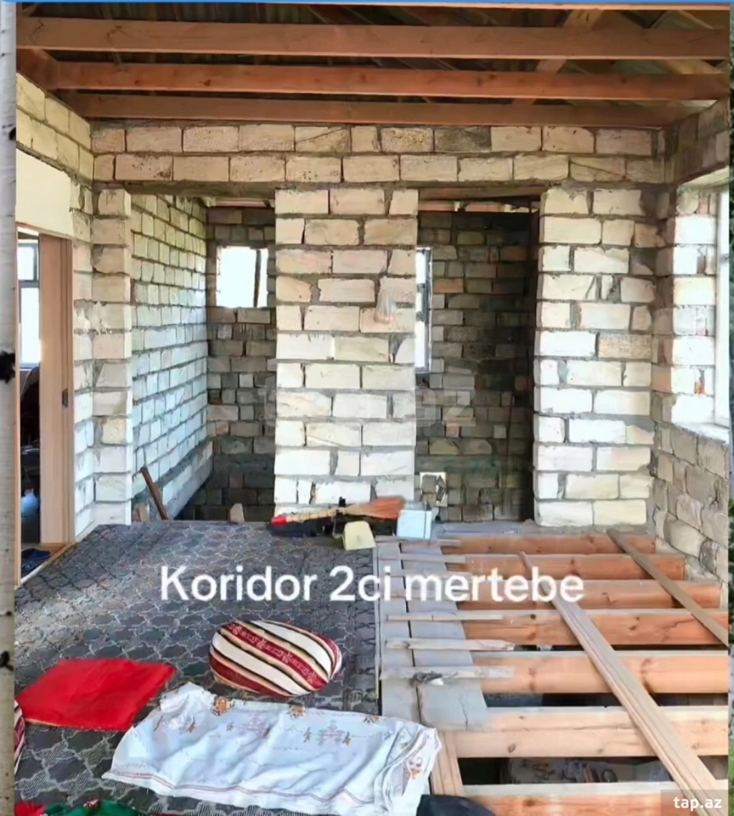 Satılır 6 otaqlı həyət evi