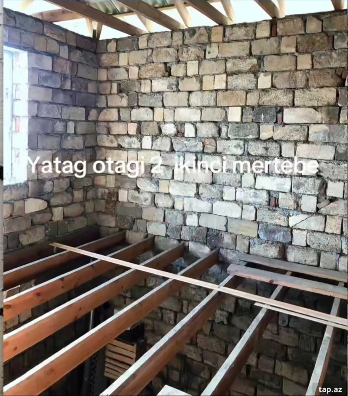 Satılır 6 otaqlı həyət evi