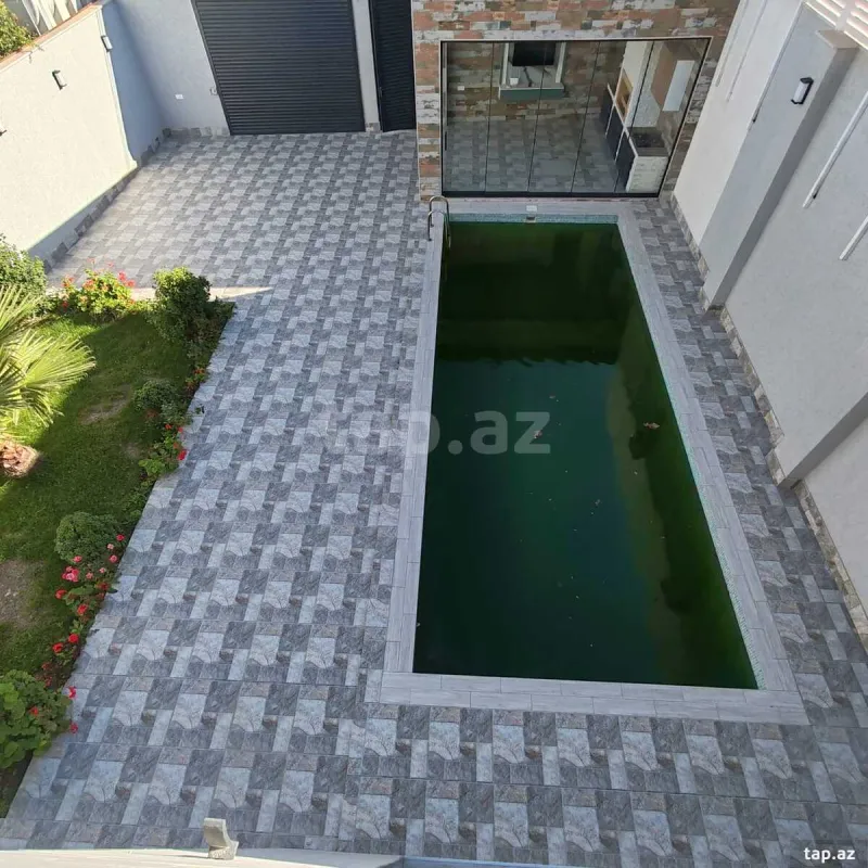 Satılır 5 otaqlı həyət evi