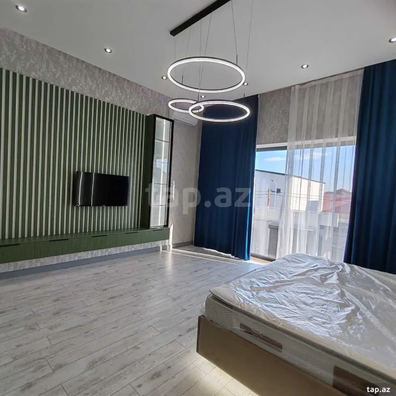 Satılır 5 otaqlı həyət evi