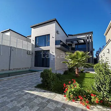 Satılır 5 otaqlı həyət evi