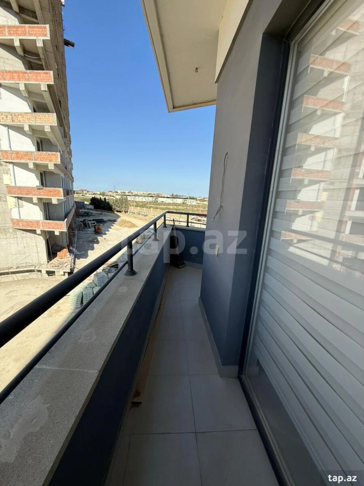 Satılır 3 otaqlı yeni tikili 122 m²