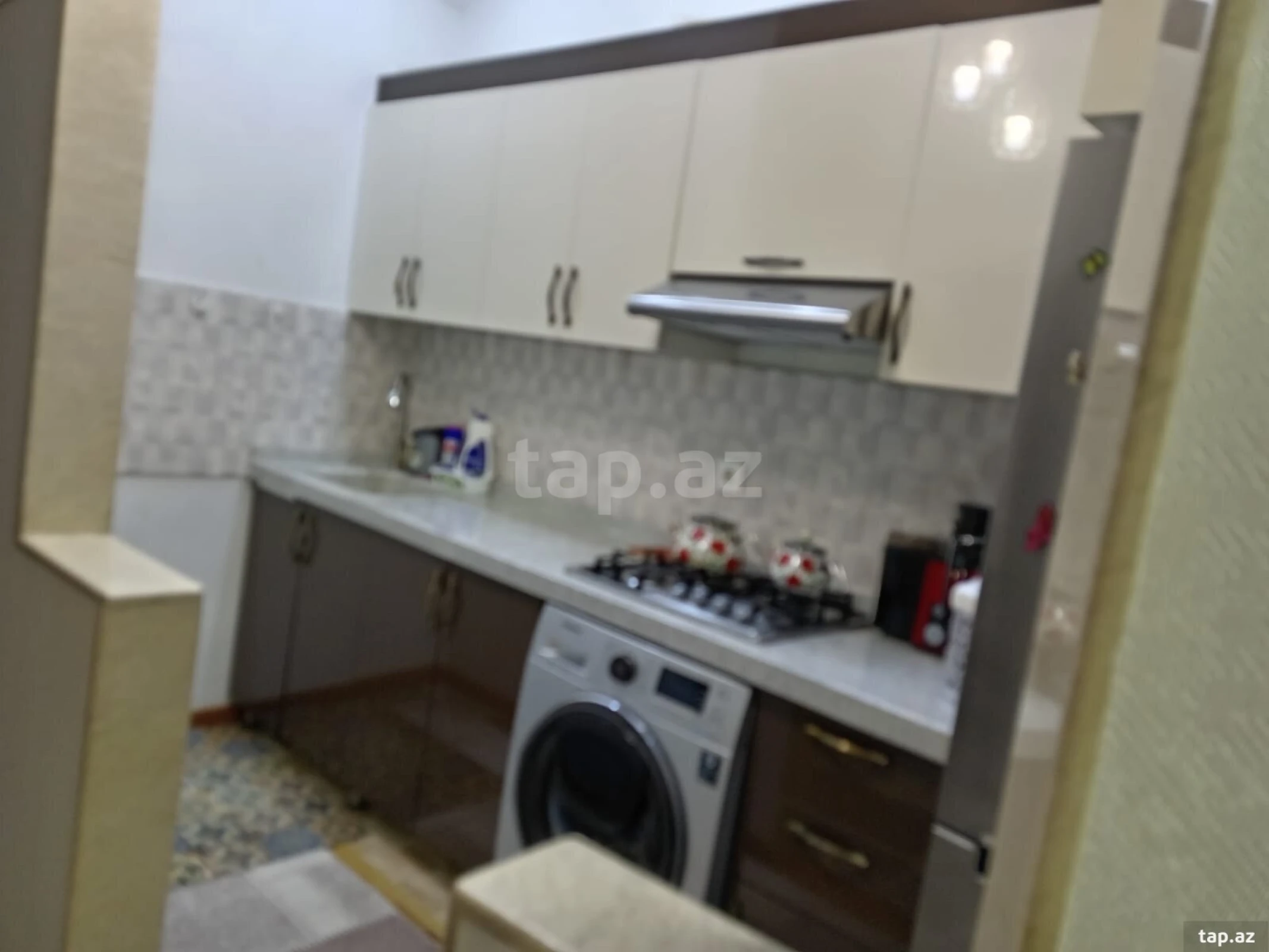 Satılır 3 otaqlı yeni tikili 75 m²
