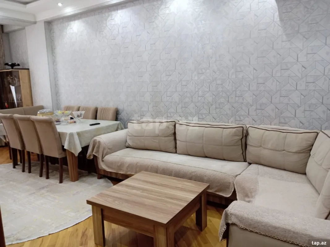 Satılır 3 otaqlı yeni tikili 75 m²