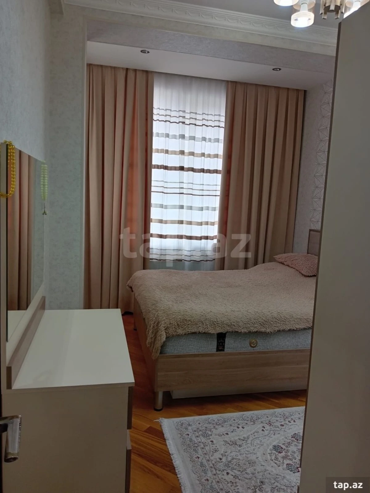 Satılır 3 otaqlı yeni tikili 75 m²