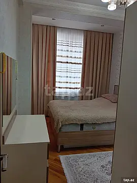 Satılır 3 otaqlı yeni tikili 75 m²