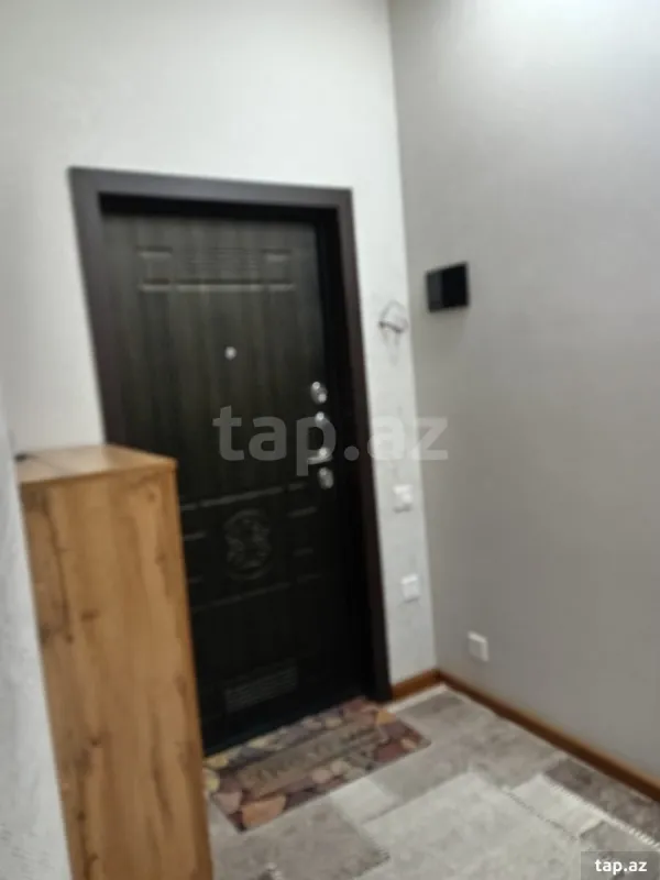 Satılır 3 otaqlı yeni tikili 75 m²