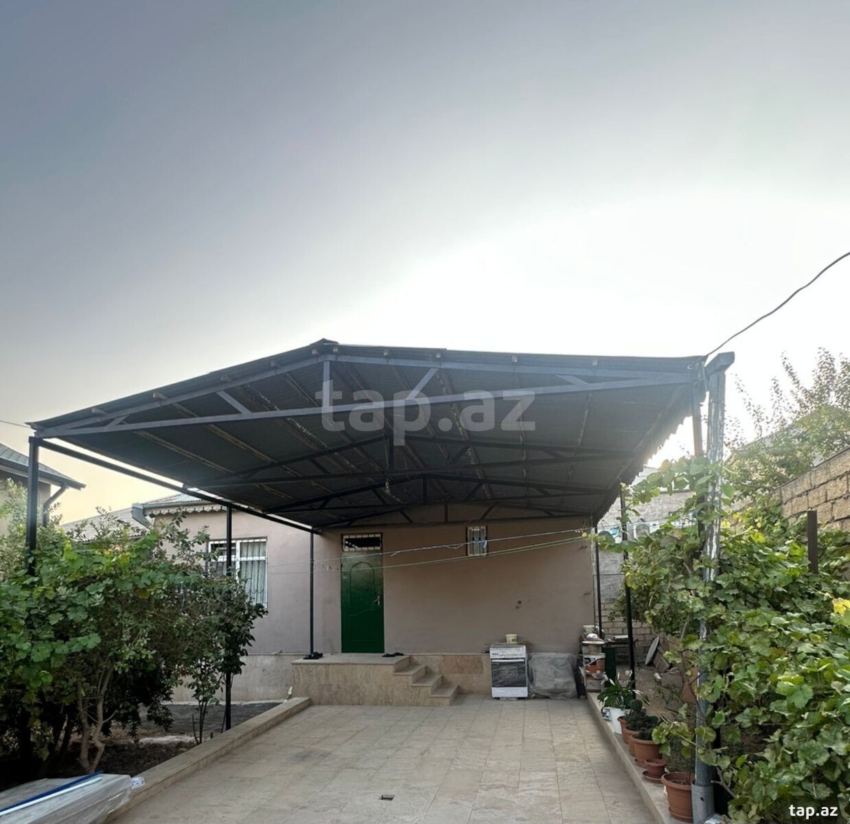 Satılır 3 otaqlı həyət evi 100 m²