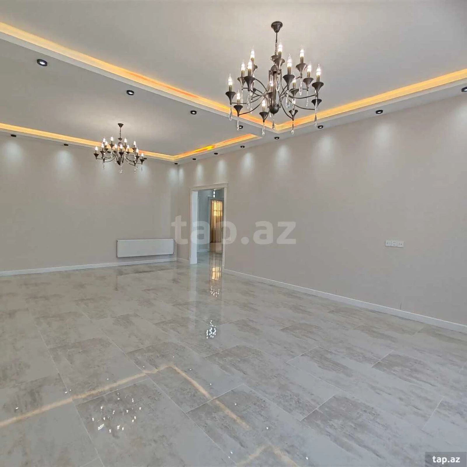 Satılır 5 otaqlı həyət evi