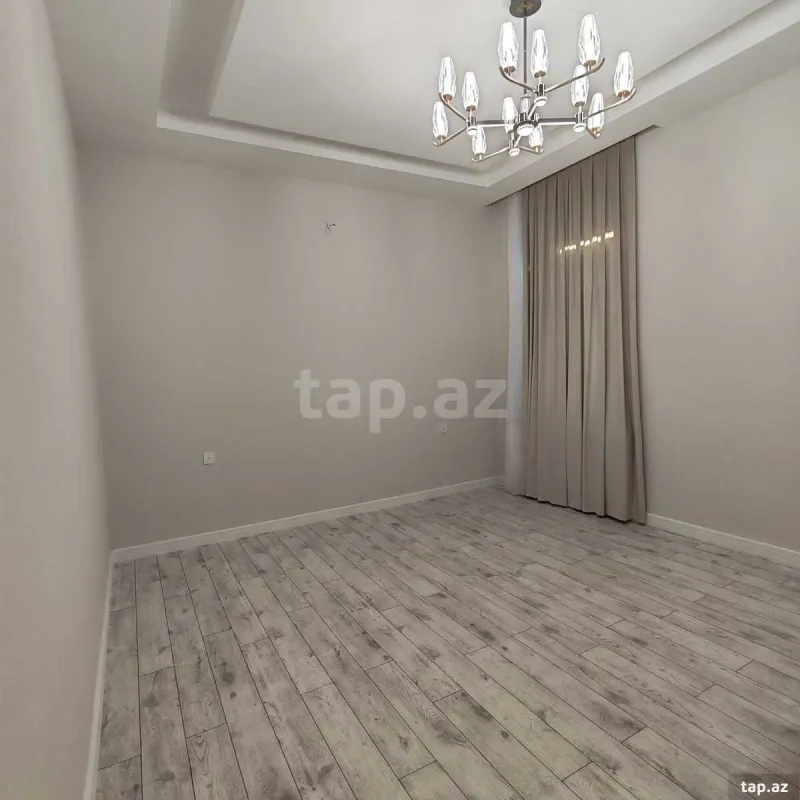 Satılır 5 otaqlı həyət evi