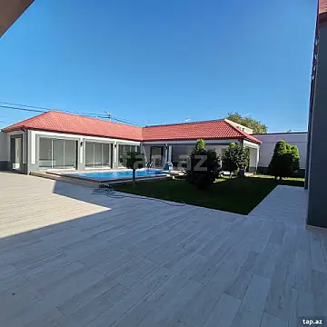 Satılır 5 otaqlı həyət evi