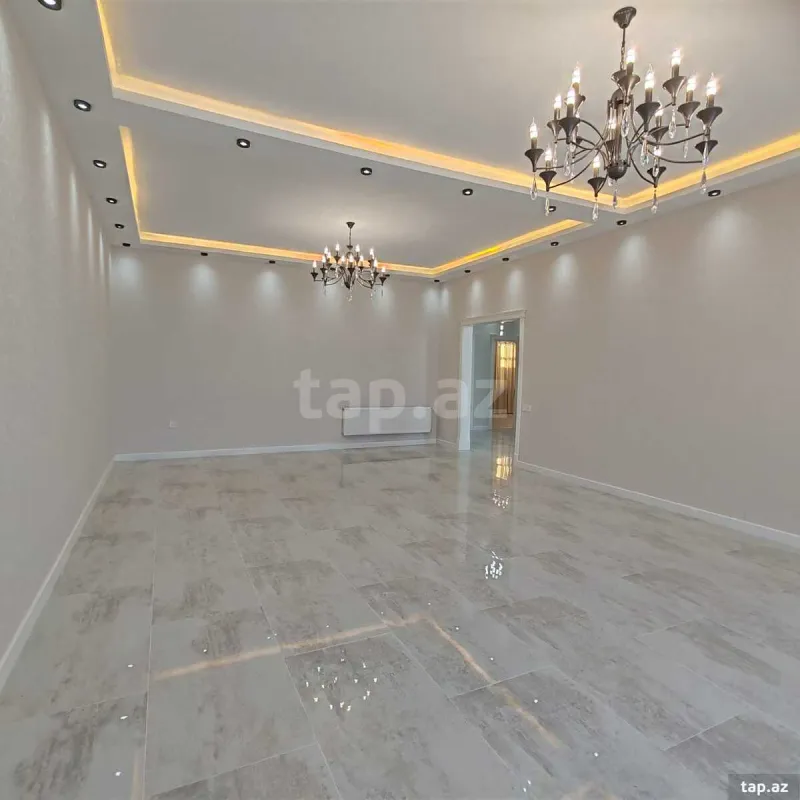 Satılır 5 otaqlı həyət evi