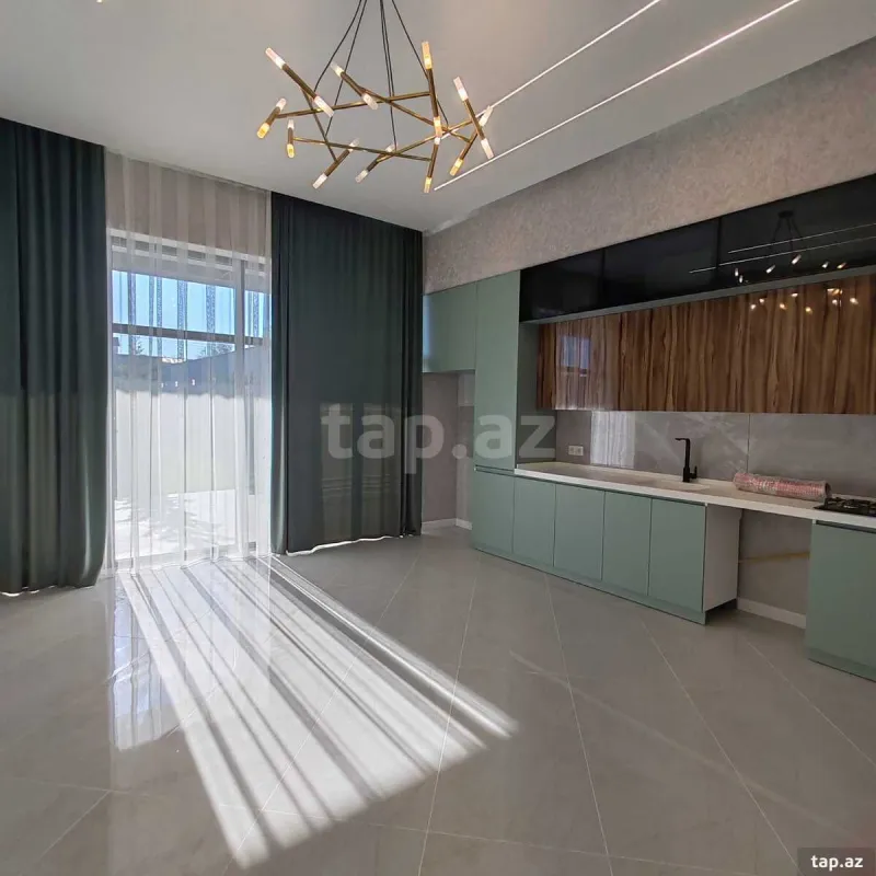 Satılır 4 otaqlı həyət evi