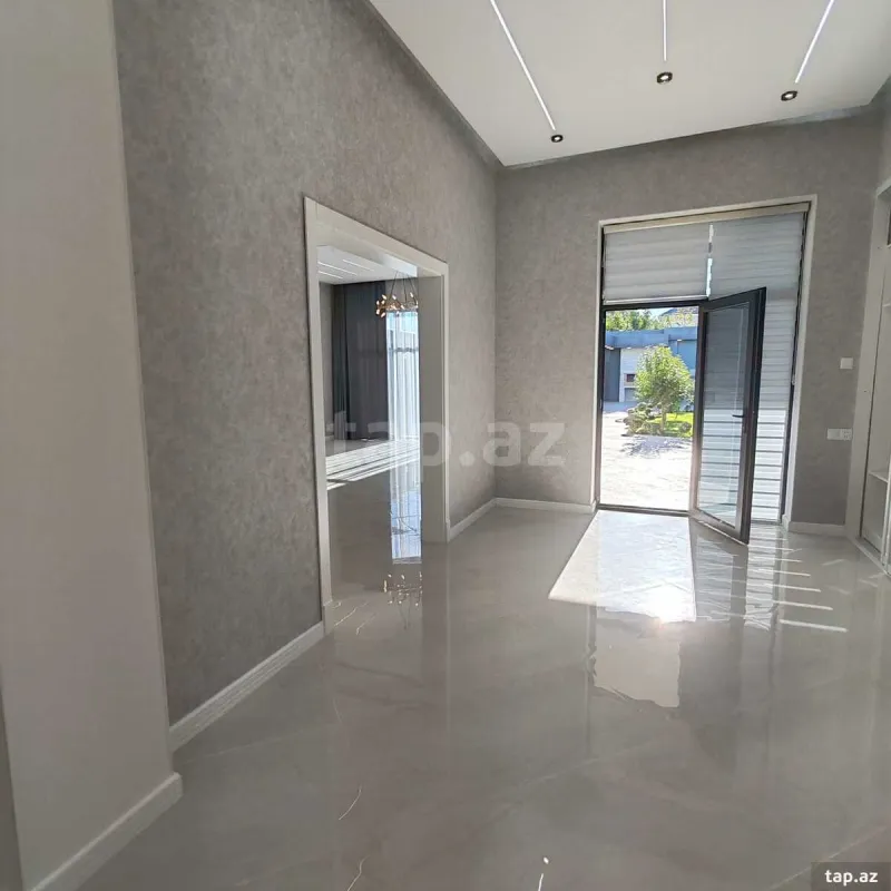 Satılır 4 otaqlı həyət evi