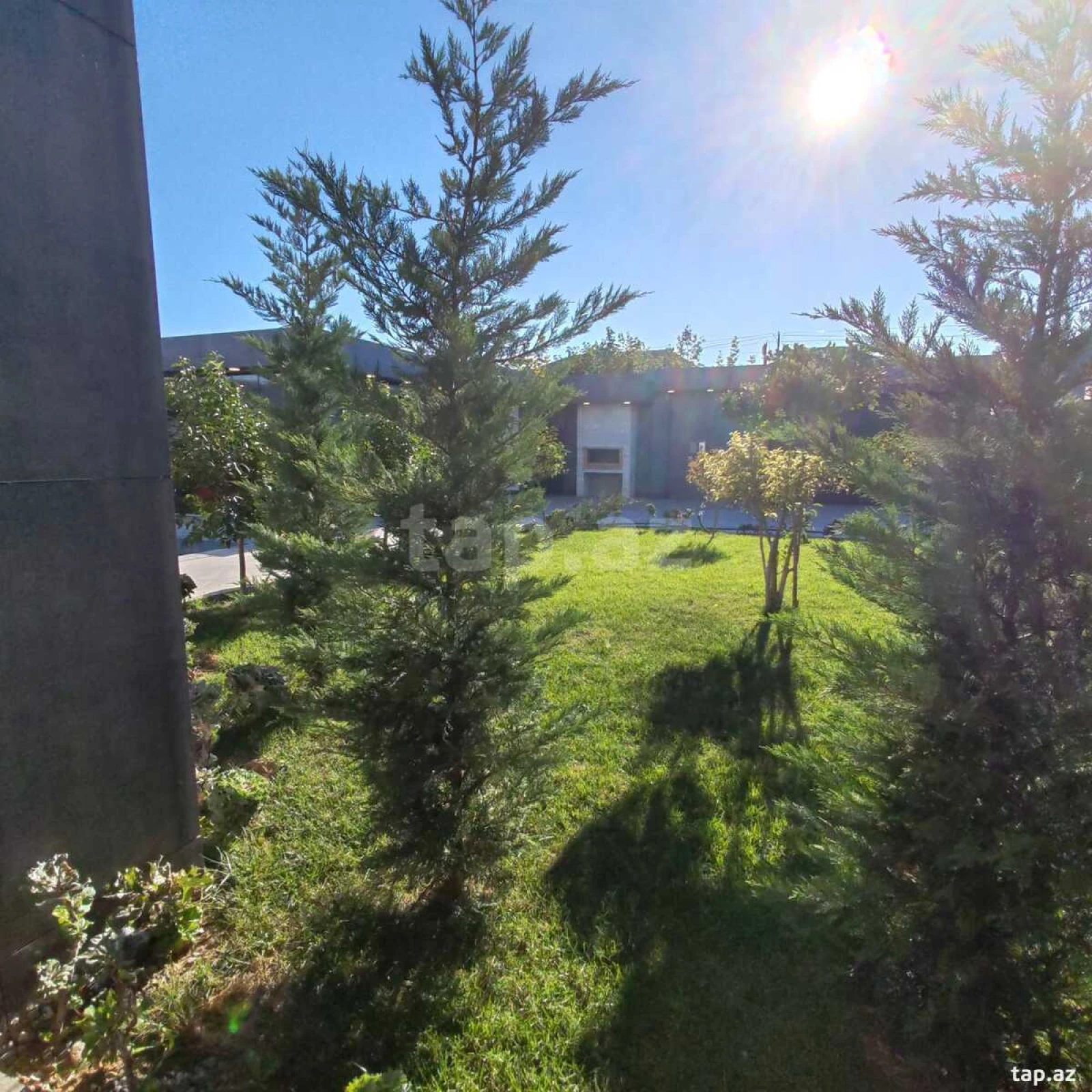 Satılır 4 otaqlı həyət evi