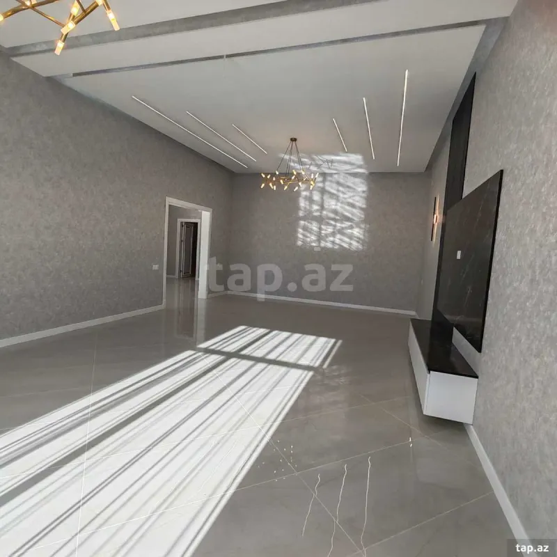 Satılır 4 otaqlı həyət evi