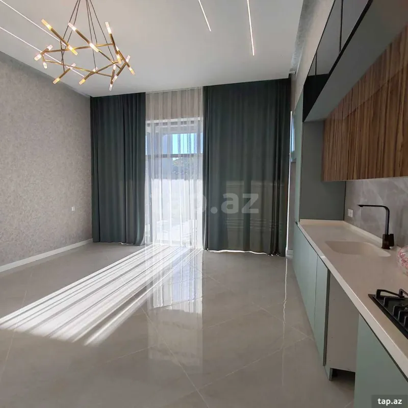 Satılır 4 otaqlı həyət evi